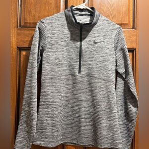 Nike Golf Heather Gray Quarter-Zip Pullover. Women’s small.